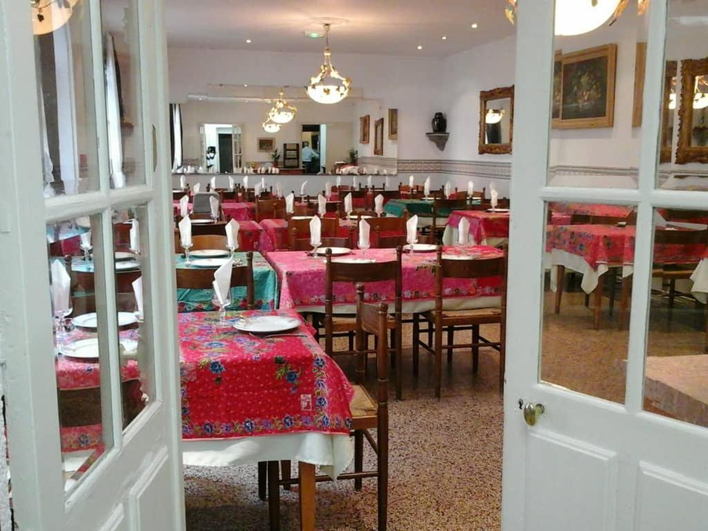 Hotel Calvaire Lourdes Buitenkant foto